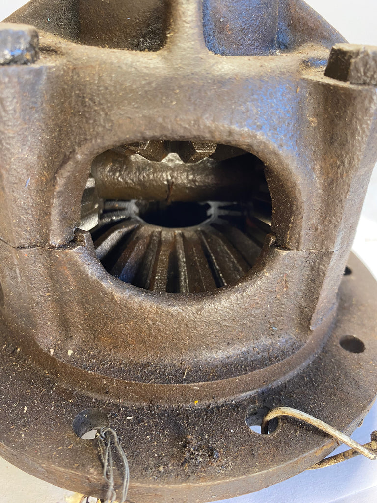 工芸品 PhyHawkeegs Eckler's Full Size Chevy Positraction Differential Case