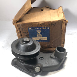 1949-1953 Ford flathead V8 water pump RH NORS