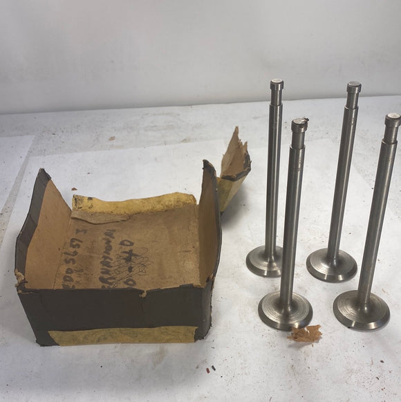 1930-1940 International intake valve x4 S-657