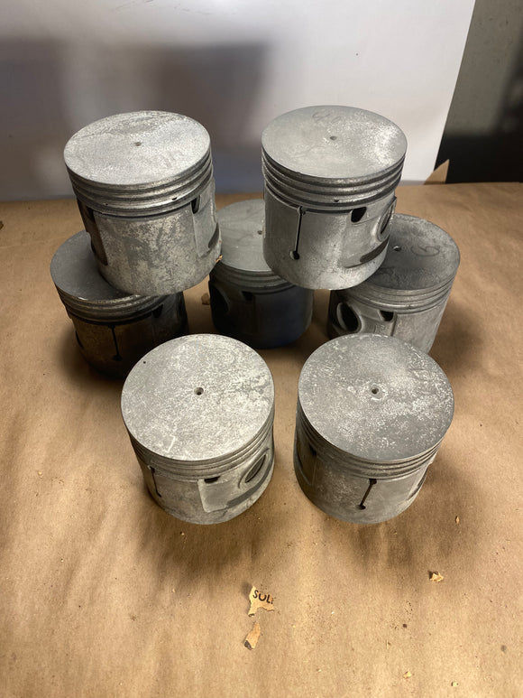 1932-1936 Ford flathead V8 pistons x7 .060 40-6110-G NOS