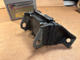 1966-1972 Ford Mercury LH RH front engine mount CarQuest 31-2342