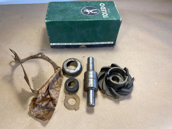 1938-1948 Chevrolet ball bearing water pump repair kit NORS Toledo WS78