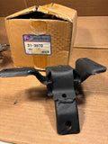 1998-2002 Ford Lincoln Mercury full size  RH front engine mount CarQuest 31-3970