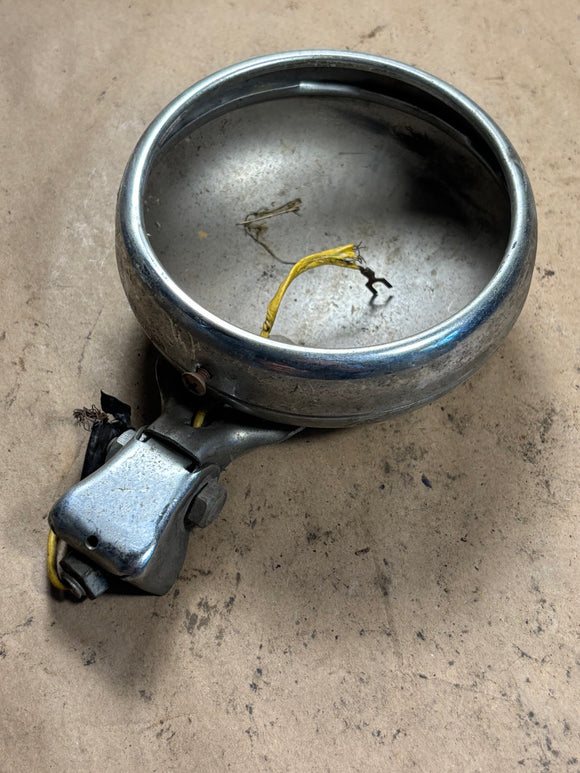 1930s 1940s fog light 4 1/2” housing bucket