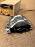 1987-2002 Chevrolet GMC truck LH RH front engine mount Pronto 2621