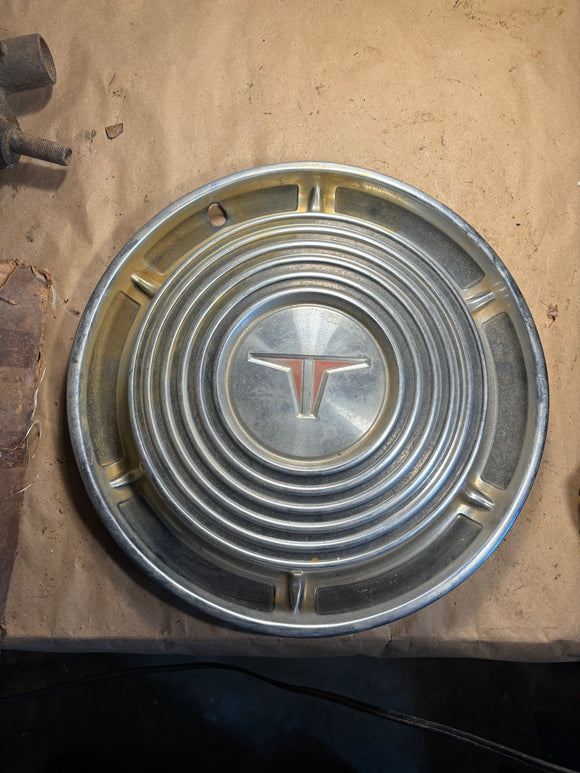 1964 Oldsmobile Jetstar 14” hubcap