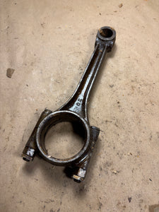 1947-1949 Studebaker 6-cylinder Champion connecting rod NORS Atlas 517892