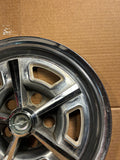 1969-1970 Ford Thunderbird  15” hubcap