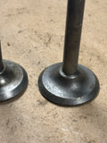 1920-1922 Oakland intake exhaust valves x2 NORS Toledo 196