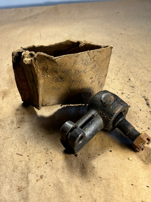 1930-1951 Chevrolet tie rod end NORS