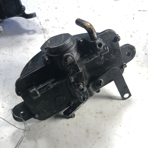 1951 Ford passenger and convertible vacuum wiper motor Trico CHM 11-8
