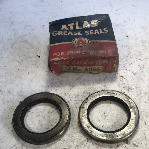 1941-1954 Cadillac front wheel grease seals pair NOS Atlas 6066