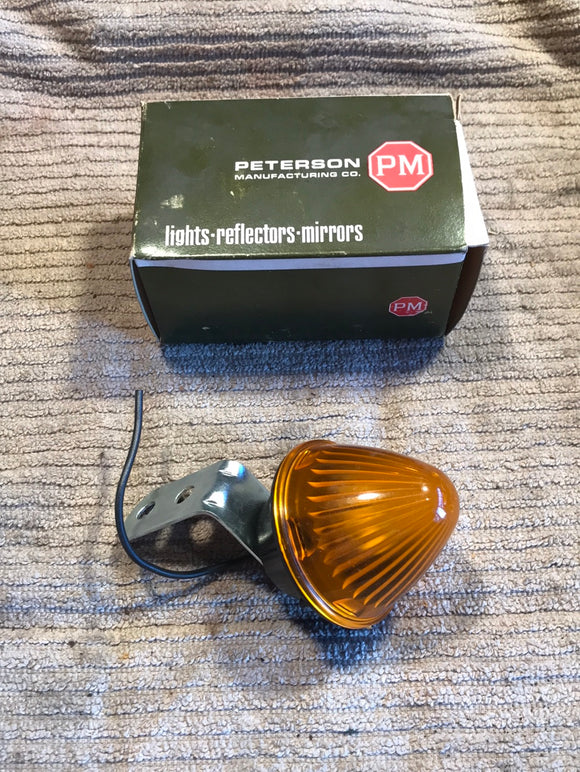 Vintage round teardrop amber clearance light Peterson 110